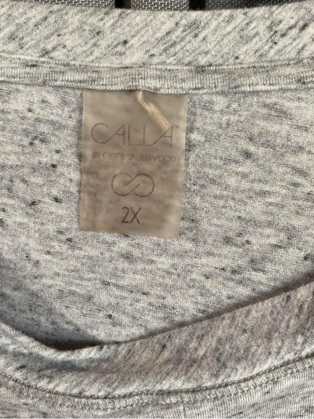CALIA by Carrie Underwood Light Gray Twist-Front Short Sleeve Tee - Picture 2 of 4